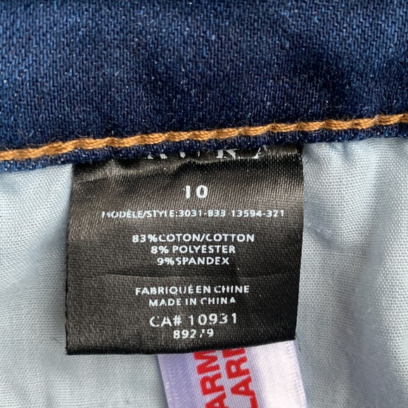 LAURA. Size 10. Blue denim jeans. - Picture 4 of 6